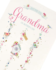 Pretty Design Grandma Mother's Day Card