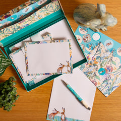 Kissing Hares Gifted Stationery Letter Writing Sets