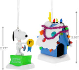 Storied Moments Snoopy Ornament – Peanuts Resin Hanging Decoration for Christmas